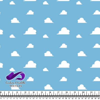 Motif de nuages blancs