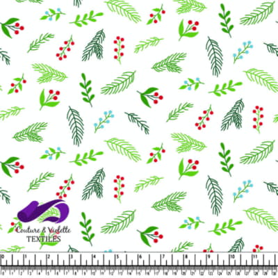 Feuilles vertes et baies rouges sur fond blanc