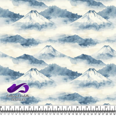 Paysage Montagnard Serein en Style Aquarelle Brumeuse